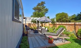 1120 E Mission Rd 33, Fallbrook, CA 92028