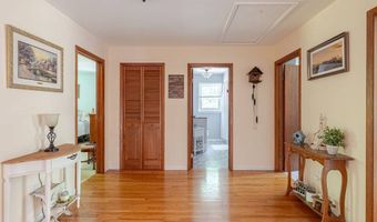 182 Four Corners Rd, Ancram, NY 12503
