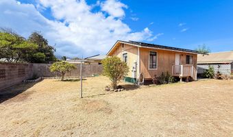 588 POHAKU St, Kahului, HI 96732