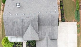 220 Briar Hollow Ln, Woodstock, GA 30188