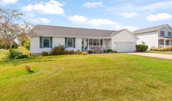 4705 Robin Hood Trl, Adrian, MI 49221