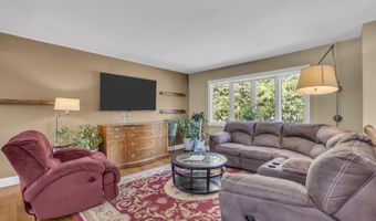 29 Pheasant Dr, Bayville, NJ 08721