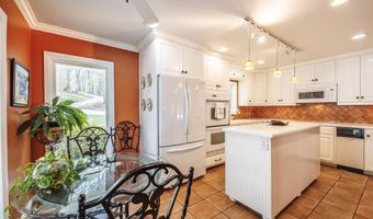 93 Wildwood Rd, Alexander City, AL 35010