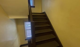 33 E 19th St, Bayonne, NJ 07002