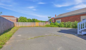527 N Main St, Bristol, CT 06010