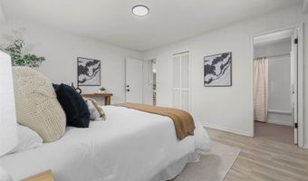 4819 Likini St, Honolulu, HI 96818