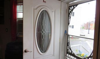 67 Bridge St, Amsterdam, NY 12010
