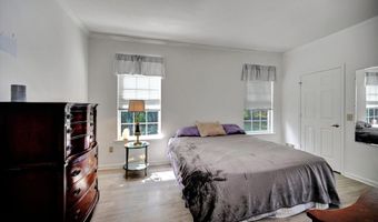 56 Quail Rd, Barnegat, NJ 08005