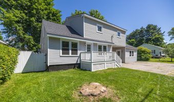 27 Flanders St, Auburn, ME 04210