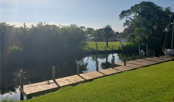 2111 Waylife Ct, Alva, FL 33920