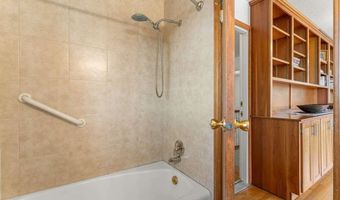 46 Chittenden Dr, Burlington, VT 05401