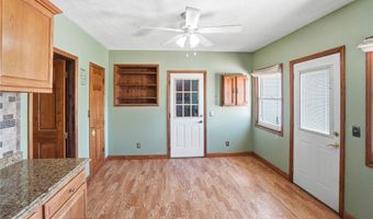 603 E Main St, Anna, OH 45302