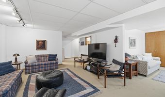 847 E WINDFIELD Pl, Appleton, WI 54911