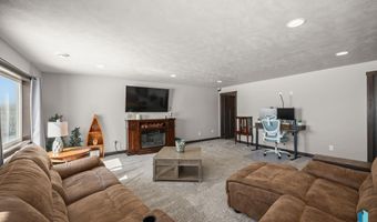 1625 W River Bend St, Brandon, SD 57005