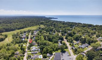9168 Applewood St, Angola, NY 14006