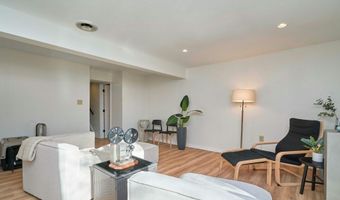 6617 MEDINAH Ln, Alexandria, VA 22312