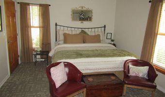 406 5 W Richardson Ave, Artesia, NM 88210