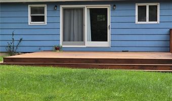 39 Juniper Dr, Hopkinton, RI 02804