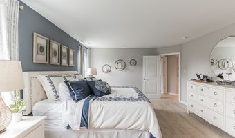 9 Whaler Ave, Barnegat, NJ 08005