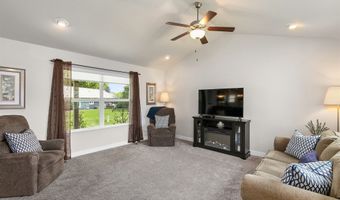 1605 2nd St NW, Altoona, IA 50009