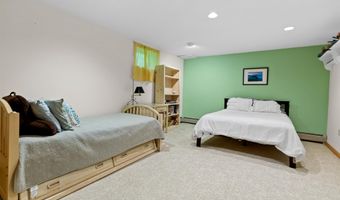 32 Beech Hill Rd, Campton, NH 03223