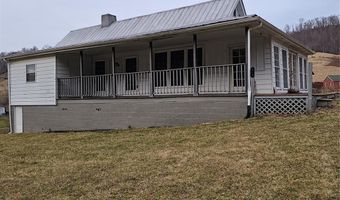 656 Water St, Bakersville, NC 28705