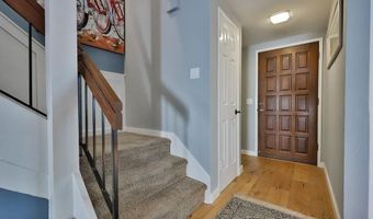 6854 Maple Leaf Dr, Carlsbad, CA 92011