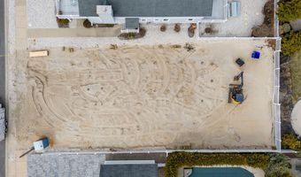 23 W 23rd St, Avalon, NJ 08202