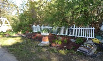 97 Robbins Rd, Belfast, ME 04915