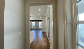 2110 Belfleur St, Baton Rouge, LA 70808