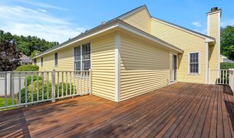 3 Gleneagle Dr, Bedford, NH 03110