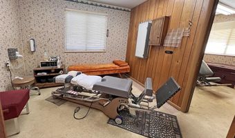 195 S Elm St, Blackfoot, ID 83221