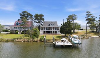 3736 Janiero Rd, Arapahoe, NC 28510