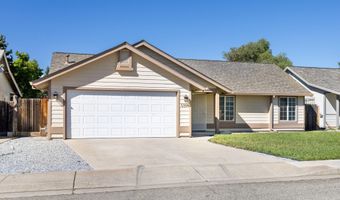 3394 Josh Dr, Anderson, CA 96007