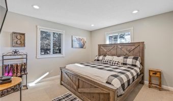 6517 County Rd 5 NW, Annandale, MN 55302