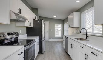 911 York # 82 St 82, Aumsville, OR 97325