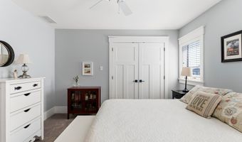 244 14th St, Avalon, NJ 08202