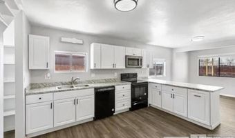 427 D St, Hawthorne, NV 89415