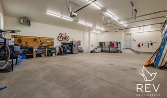 44 Sugar Bars Dr, Cody, WY 82414