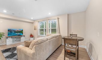 43795 TRANSIT Sq 101, Ashburn, VA 20147