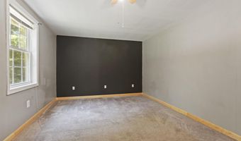 96 Taylor Woods Rd, Belgrade, ME 04917