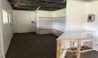 304 S Marcus St, Alto, TX 75925