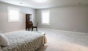 24 Shoemaker Dr, Batesville, AR 72501