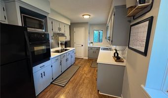 901 22nd Ave SW, Austin, MN 55912
