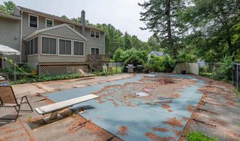 13 Robie Ln, Atkinson, NH 03811