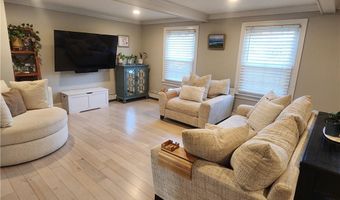 30 Barney Ave, East Providence, RI 02916