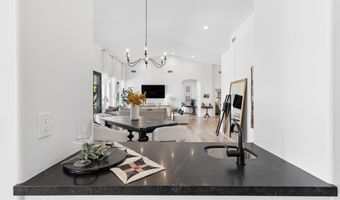 1465 W ISLAND Cir, Chandler, AZ 85248