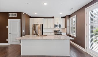 42869 LITTLEHALES Ter, Ashburn, VA 20148