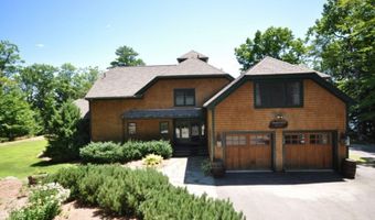 118 Woodlands Rd, Alton, NH 03810