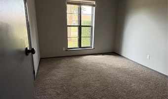 913 Hairston St, Altus, OK 73521